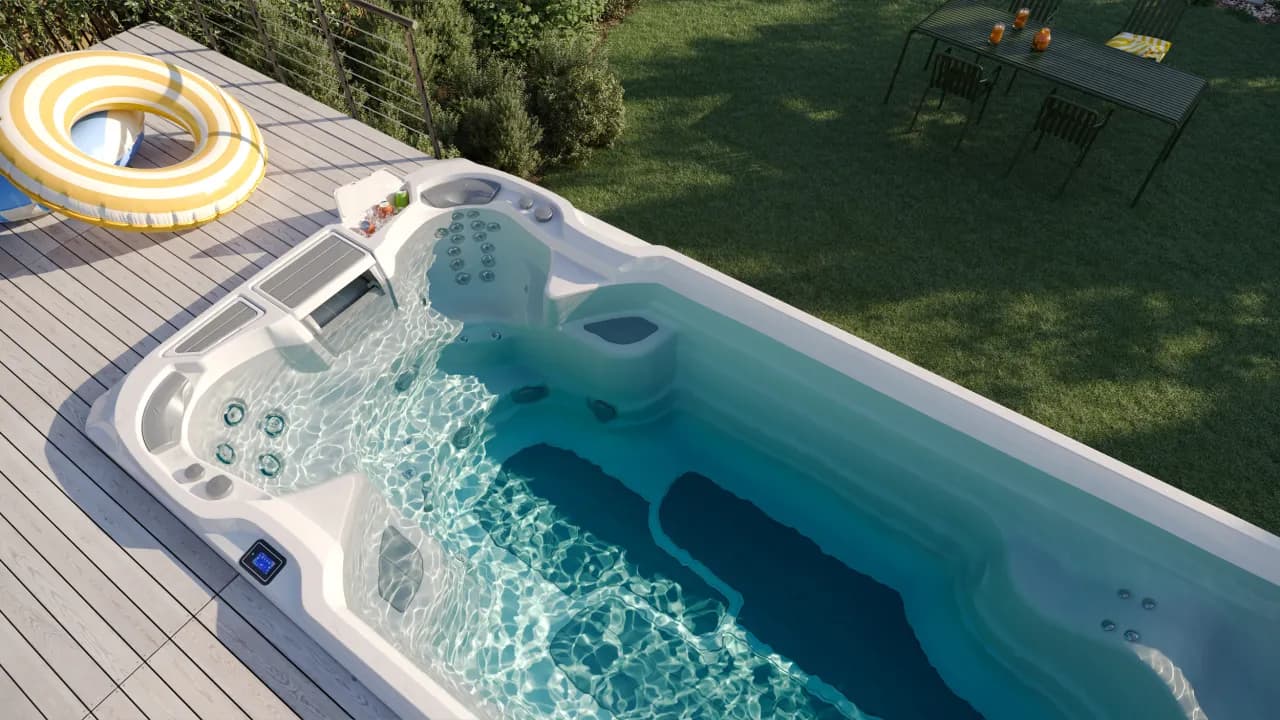 Swim spa: basen z przeciwprądem i jacuzzi? Pełny przewodnik przed zakupem