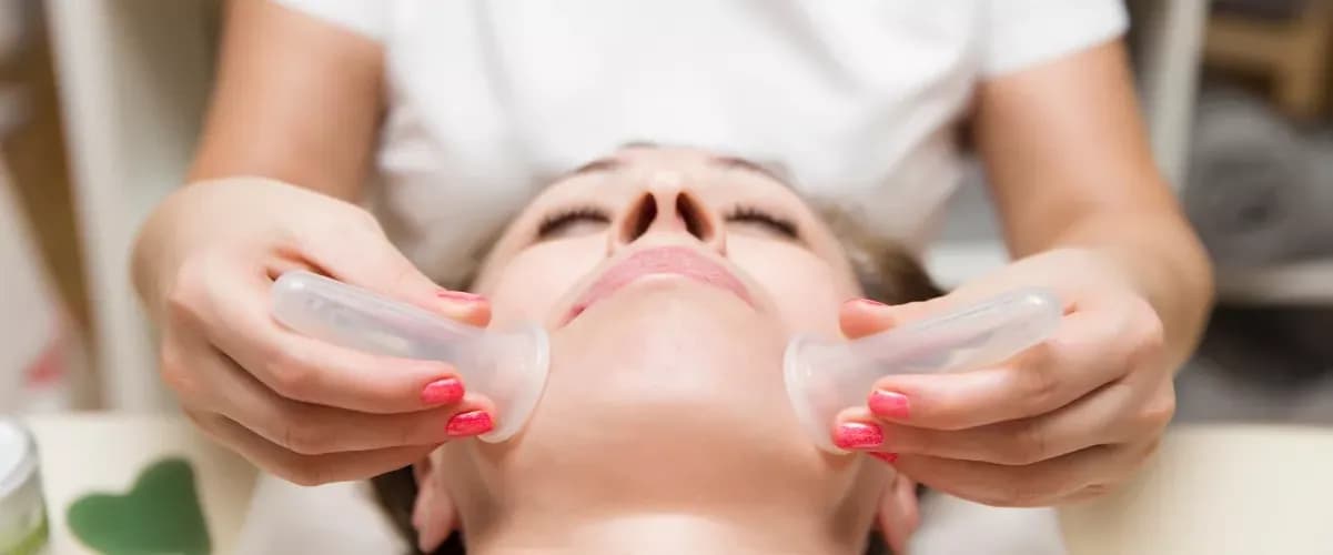 Masaż bańką chińską: Jak często dla efektów i bezpieczeństwa?